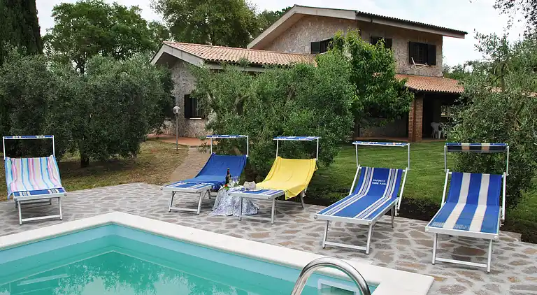 Villa Il Casolare Landhaus mit Schwimmbad auf dem Hügel von