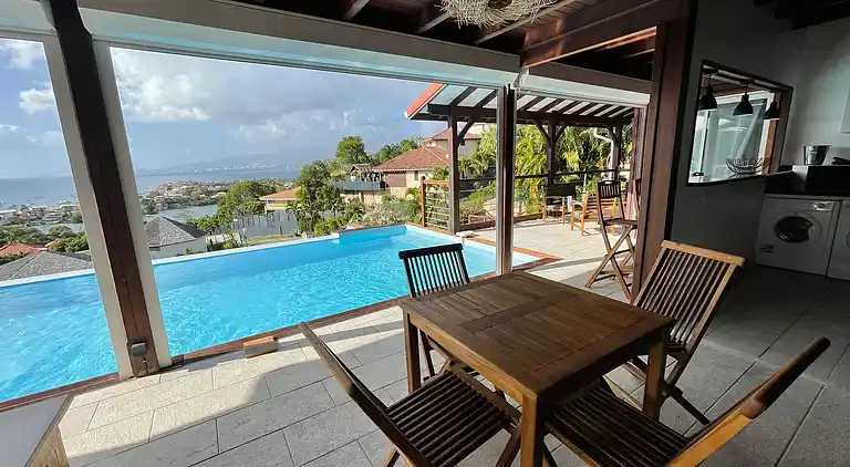 Ferielejlighed i Les Trois-Îlets