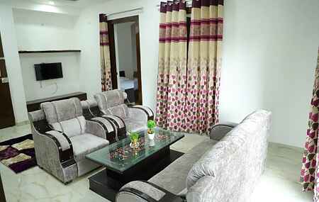 Apartment in Ugrasen Nagar