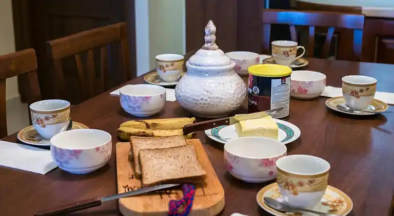 George's Poet Maisonnette