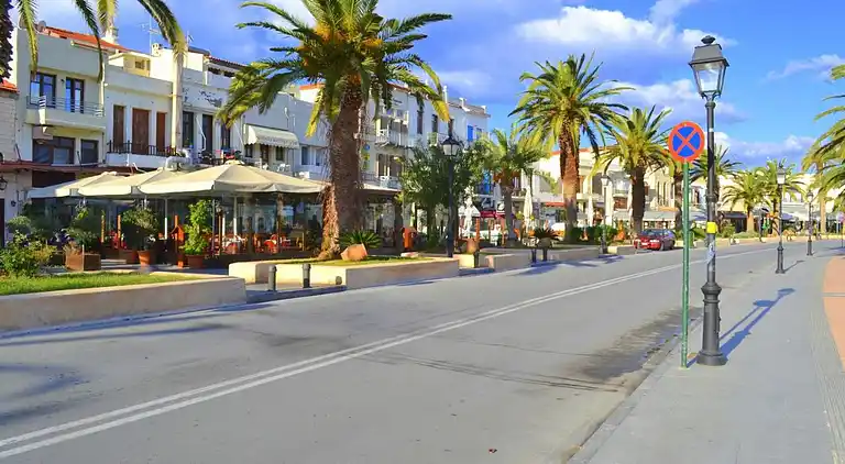 George's Poet Maisonnette