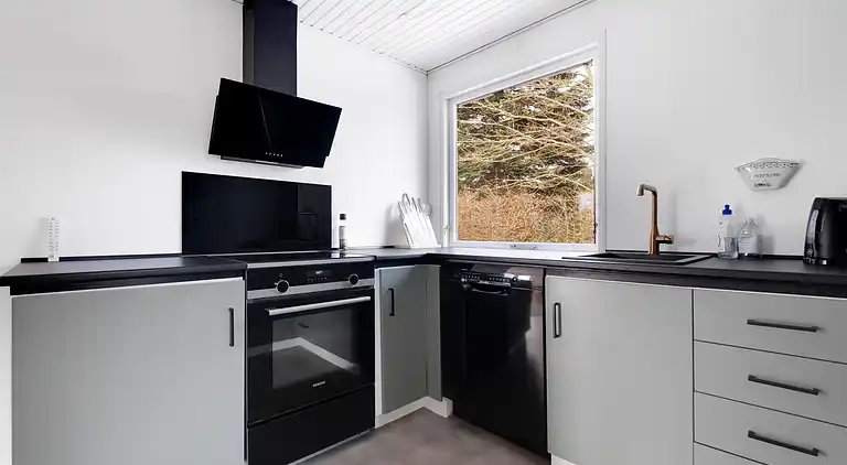 Fint sommerhus nær sjøen og gode opplevelser