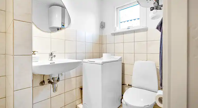 Fint sommerhus nær sjøen og gode opplevelser