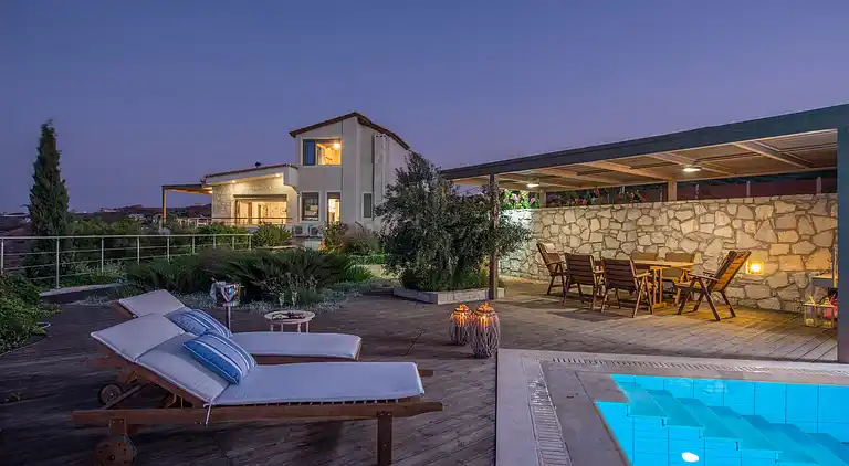 Luxury Villa Hara with private pool