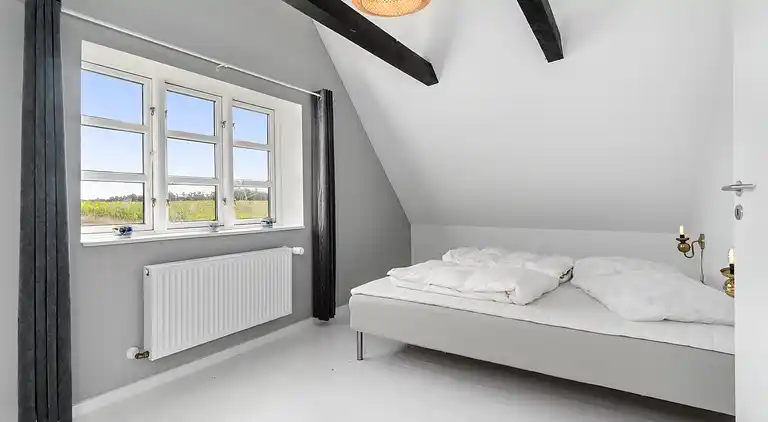 Dejligt sommerhus i idylliske omgivelser