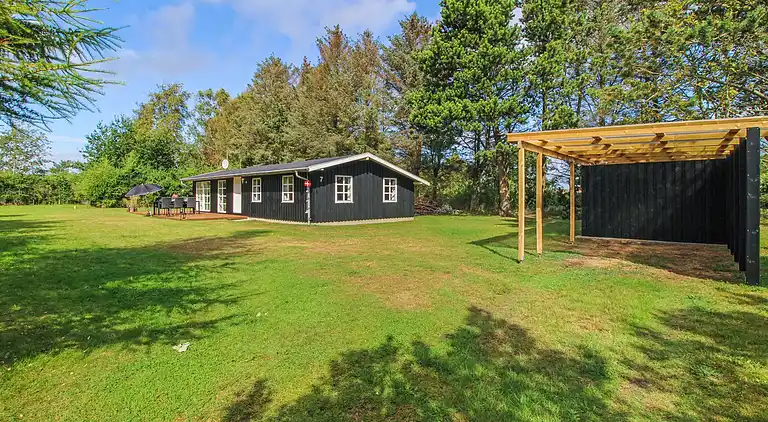 Sjarmerende hytte nær vann