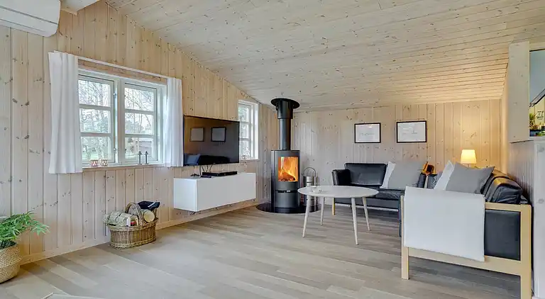 Sjarmerende hytte nær vann