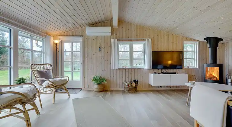 Sjarmerende hytte nær vann