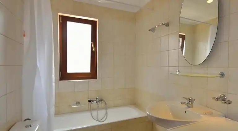 Katrina Superior apartment 5 with balcony