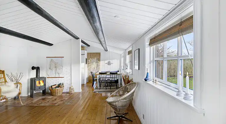 Hyggeligt sommerhus tæt på skov og strand