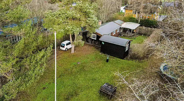 Hyggeligt sommerhus tæt på skov og strand