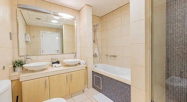 Lovely 2br  Extra Room - Green Park View - New