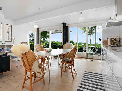 Svinget 1, Skovgårde