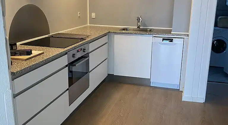 Sommerhus nær vannkanten på Bornholm