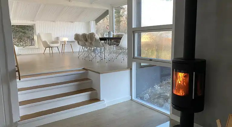 Sommerhus nær vannkanten på Bornholm