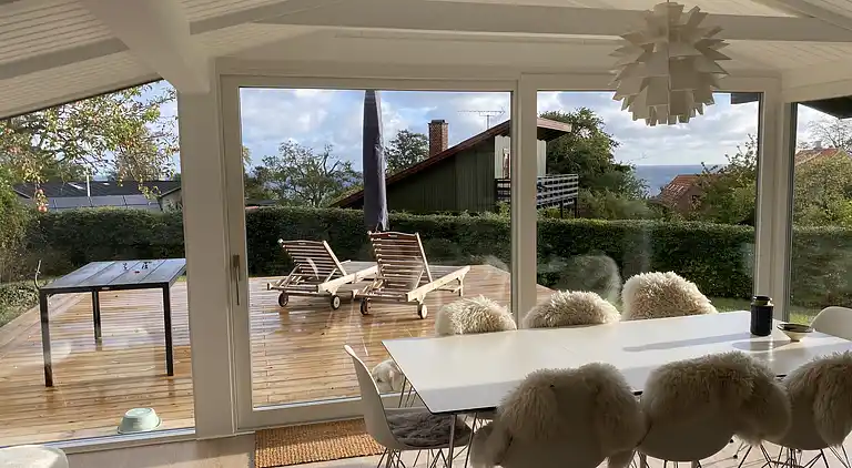 Sommerhus nær vannkanten på Bornholm