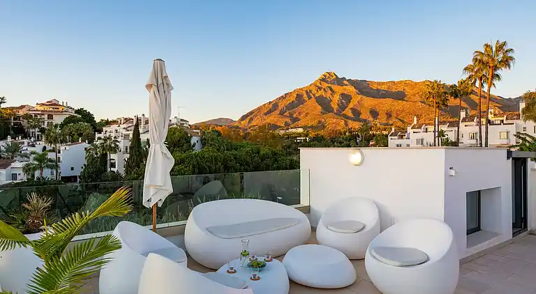 Almodóvar Villa - Pure luxury near the beach