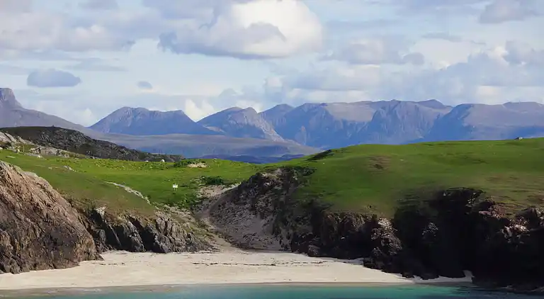 West Horizon, 2 minutes to beach in the beautiful Highlands