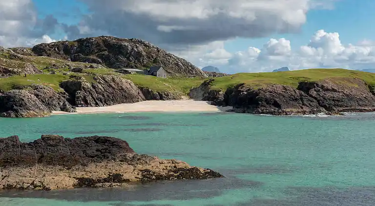 West Horizon, 2 minutes to beach in the beautiful Highlands