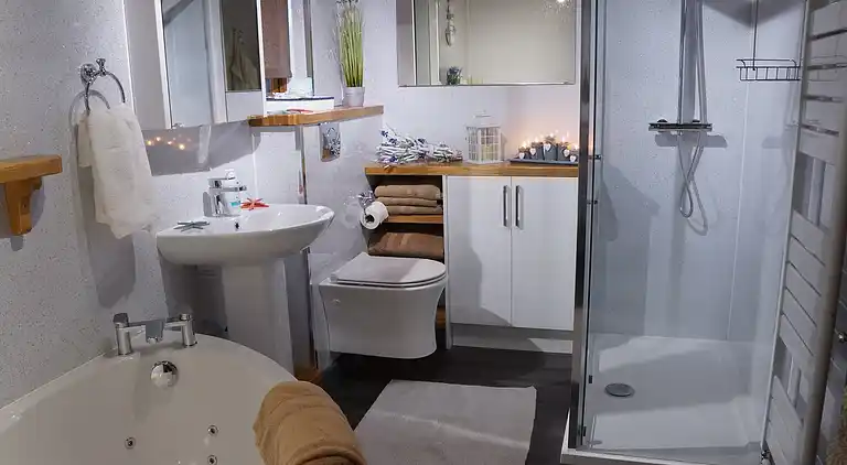 West Horizon, 2 minutes to beach in the beautiful Highlands