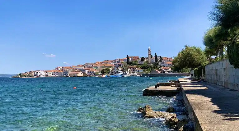 New House for exclusive use, few steps from the sea 