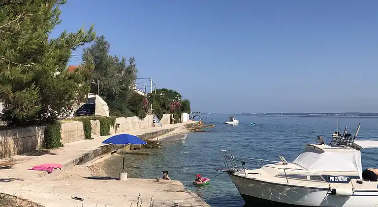 New House for exclusive use, few steps from the sea 