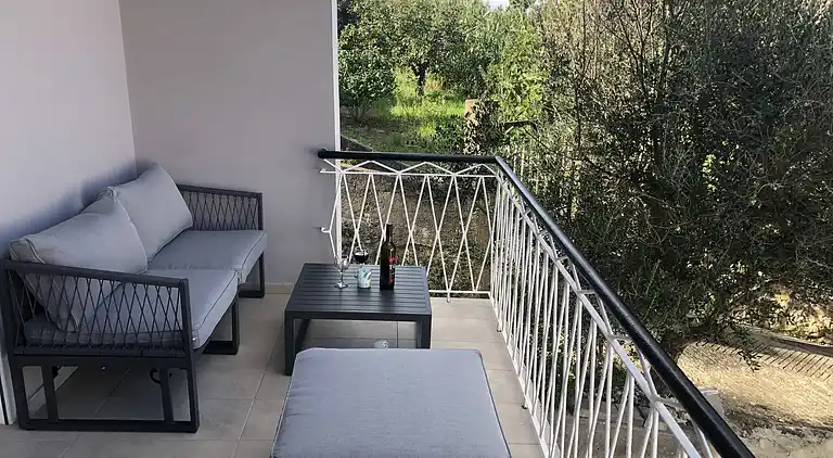 New House for exclusive use, few steps from the sea 