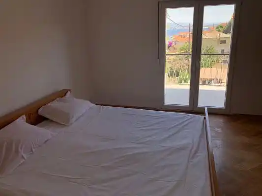 New House for exclusive use, few steps from the sea 