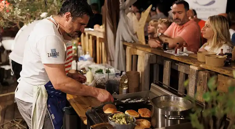 New House for exclusive use, few steps from the sea 