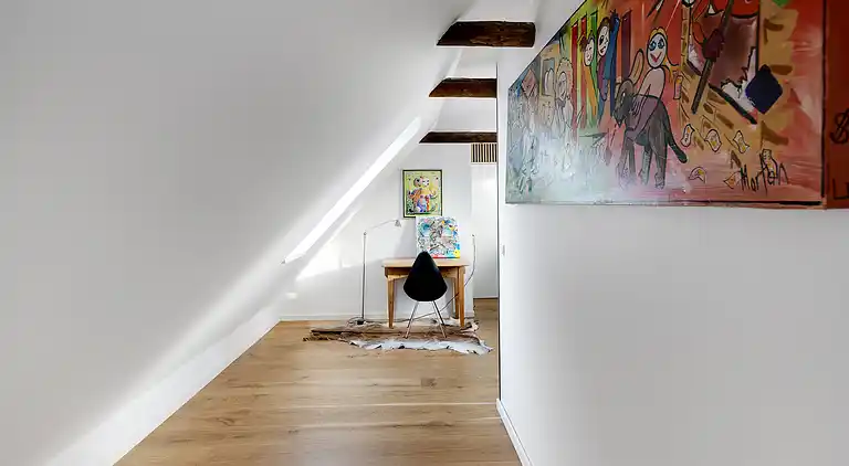 Lyxigt sommarhus på vacker skogsmark