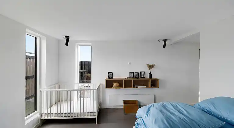 Lyxigt sommarhus på vacker skogsmark