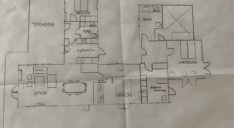 Idyllisch gelegenes Holzhaus an Wald und See