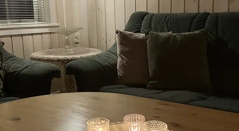 Naturskønt sommerhus med shelter og bålplads