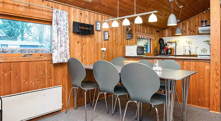 Semesterbostad vid Hejlsminde Strand