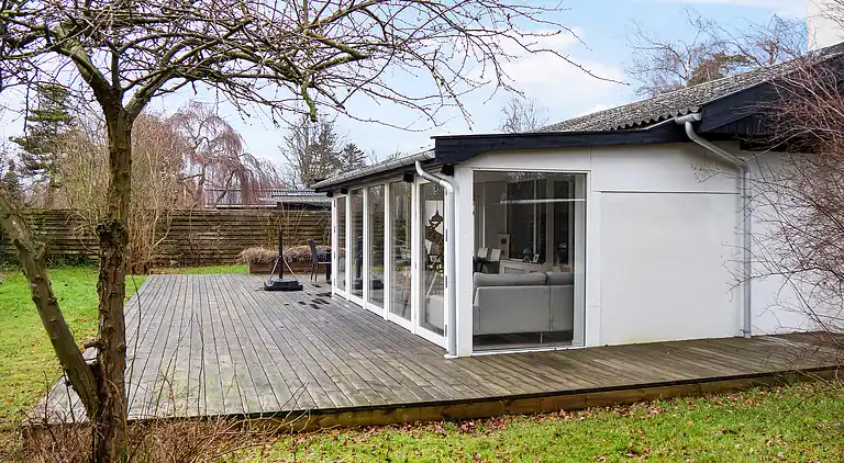 Skønt sommerhus med udsigt over fjorden