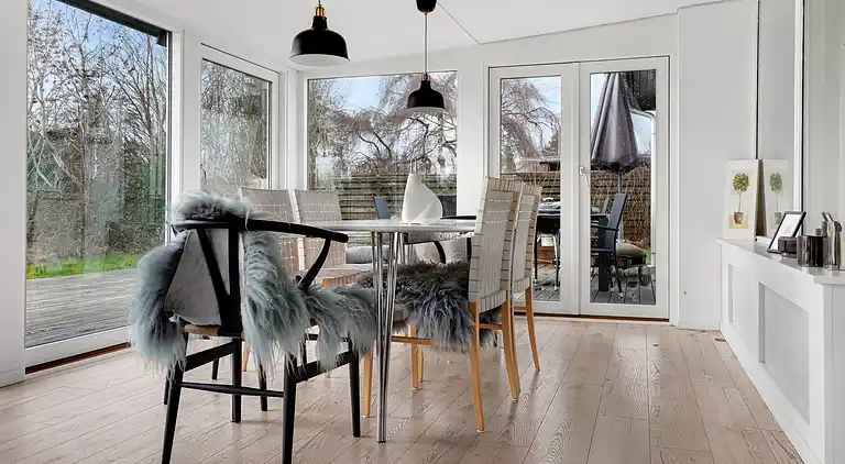 Skønt sommerhus med udsigt over fjorden