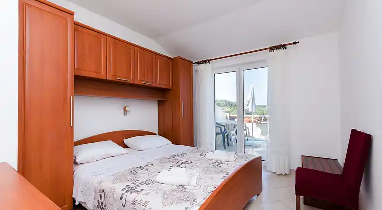 Ferielejlighed i Kampor