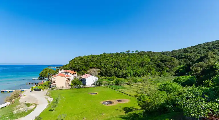 Ferielejlighed i Kampor