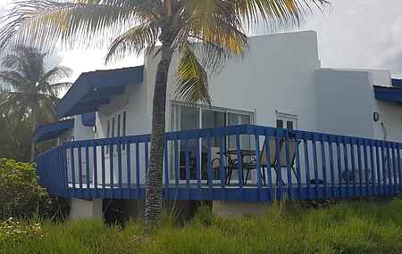 Amplia Villa En La Playa