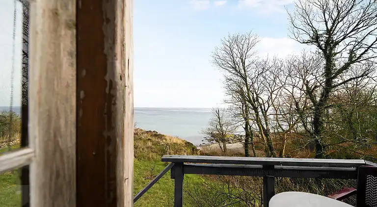 Sommerhus på Bornholm direkte ud til havet