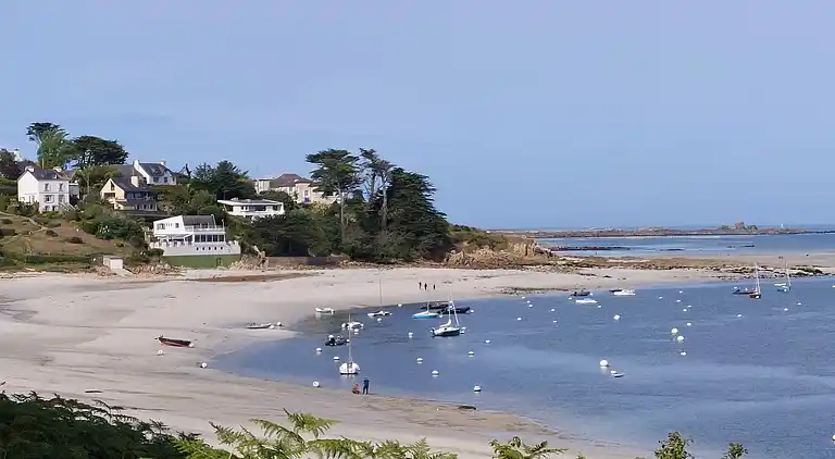 Semesterbostad i Plourin