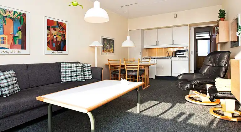 2 room w/seaview