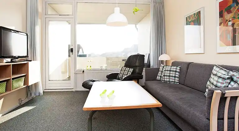 2 room w/seaview