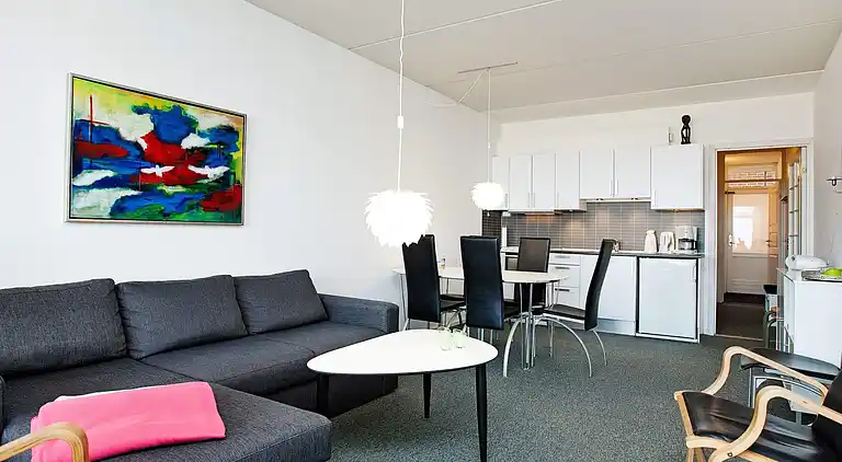 2 room w/nature view