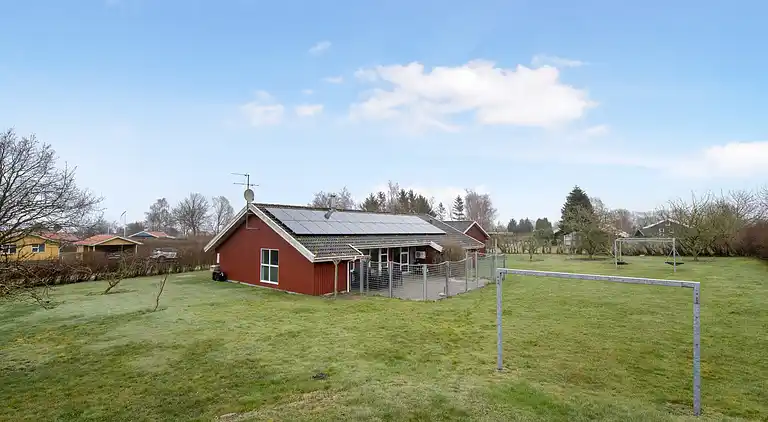 Einladendes Poolhaus
