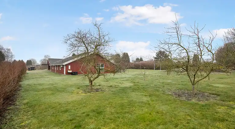 Einladendes Poolhaus