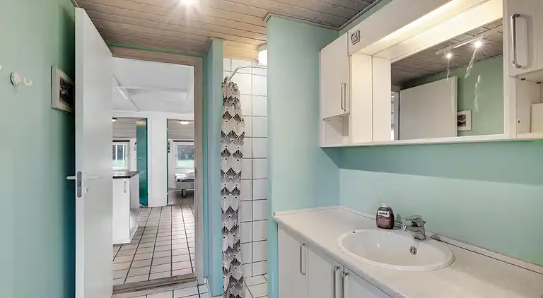 Einladendes Poolhaus