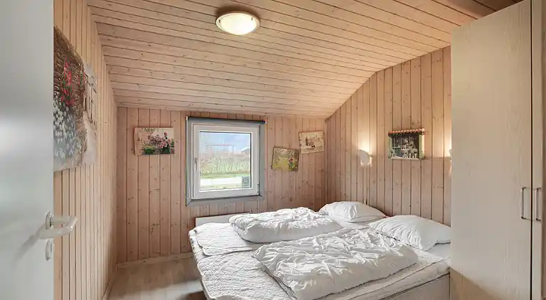 Einladendes Poolhaus