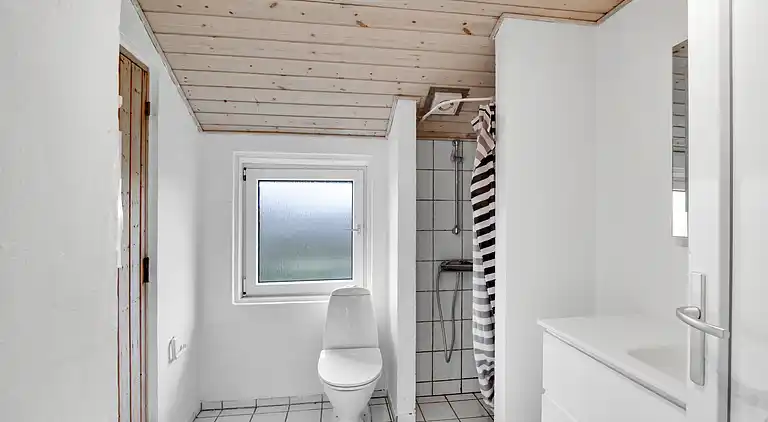 Einladendes Poolhaus