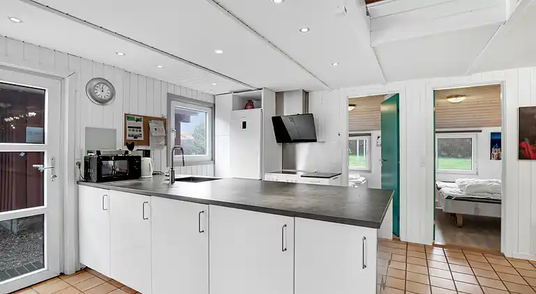 Einladendes Poolhaus